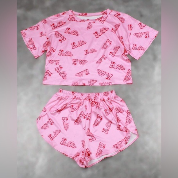 Barbie 2pc/Set shirt & shorts- Casual Fit. 🆕 - Picture 3 of 6